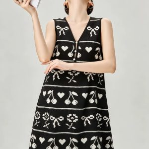 Black and White Contrast Cherry Jacquard V-Neck Sleeveless Knit Dress for Women