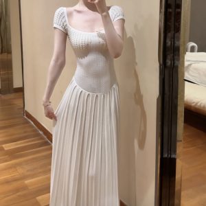 Elegant Beaded Waist Knitted Long Dress
