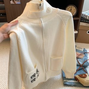 Women's Casual Stand Collar Zip Knit Cardigan 2026 Fall Winter Short Raglan Sleeve Embroidered Sweater